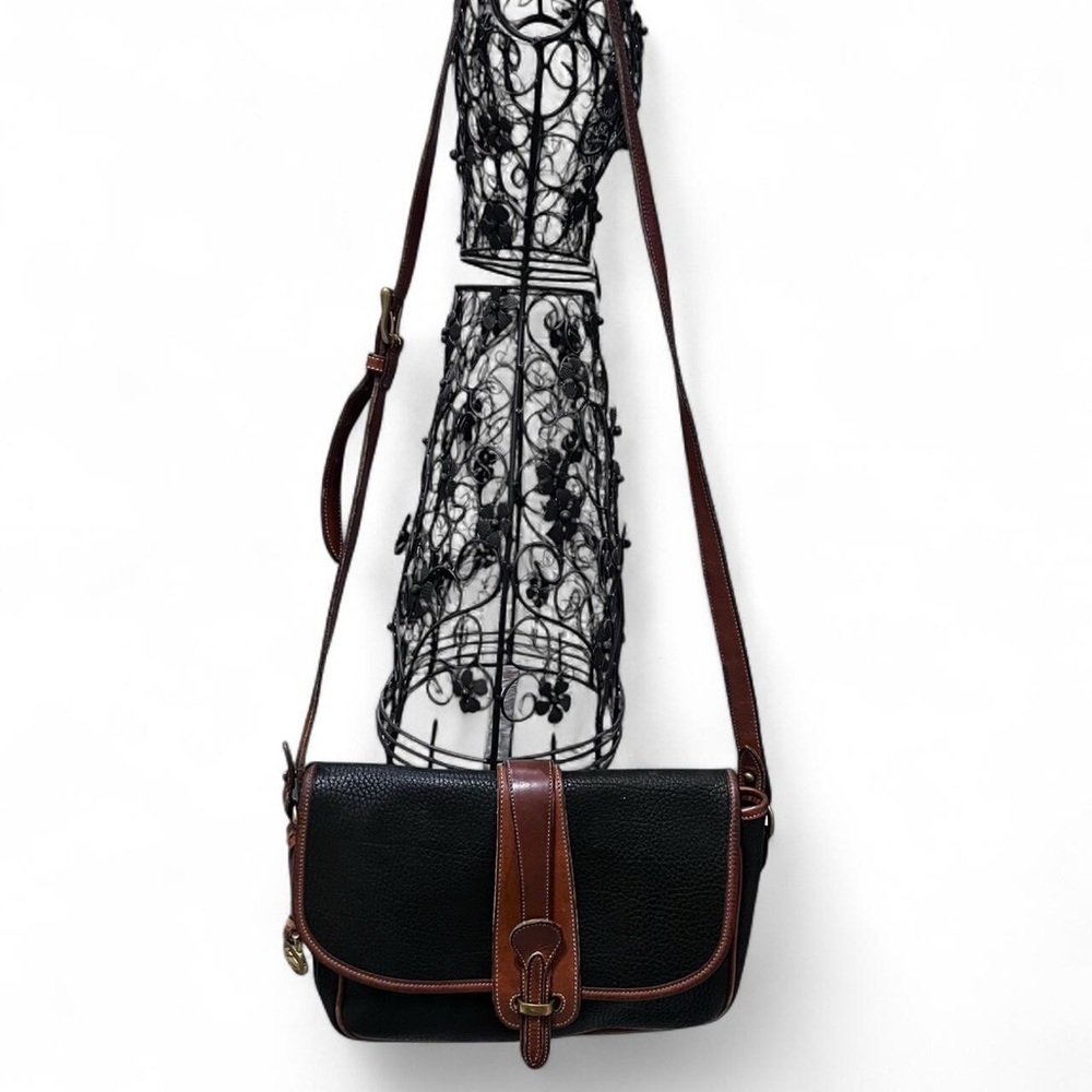 Dooney & Bourke - Picture 2 of 9